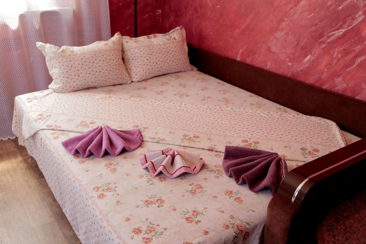 Guest House Kamenny Dom Karolino-Buhaz Dış mekan fotoğraf