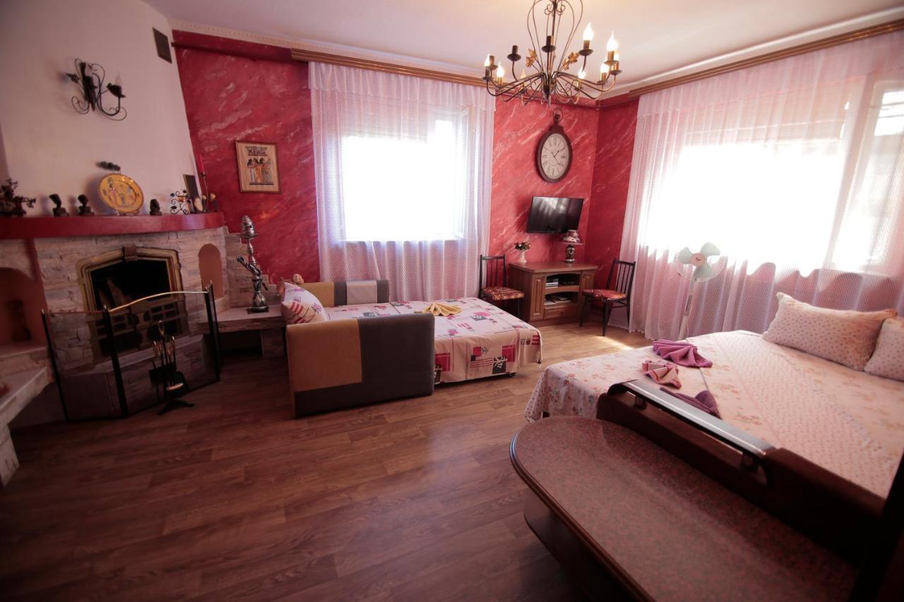 Guest House Kamenny Dom Karolino-Buhaz Dış mekan fotoğraf