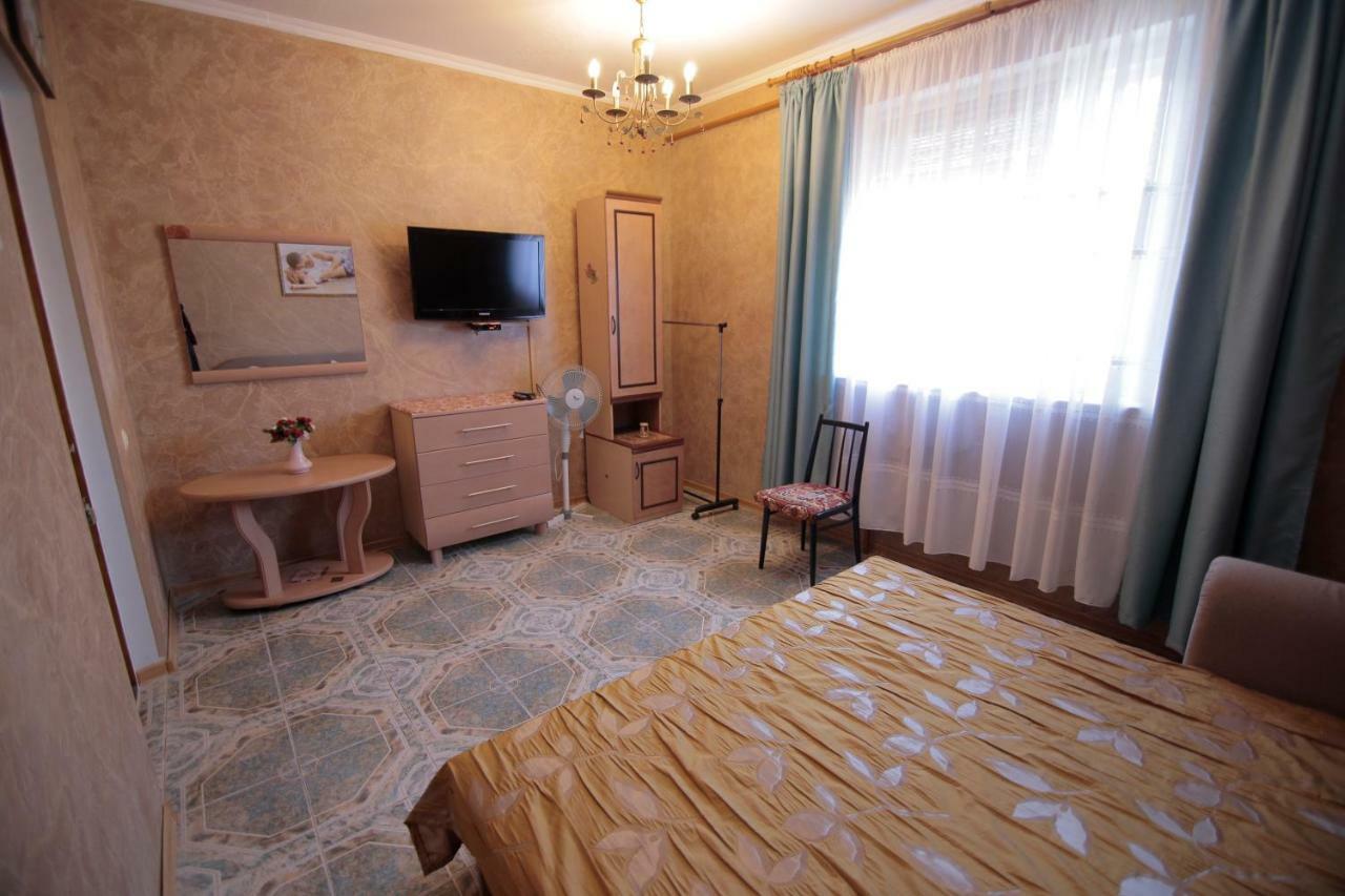 Guest House Kamenny Dom Karolino-Buhaz Dış mekan fotoğraf